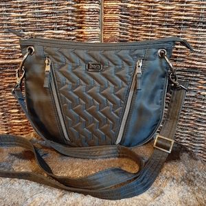 Lug Swivel Crossbody Bag Black Quilted Travel Expandable Convertible Crossbody